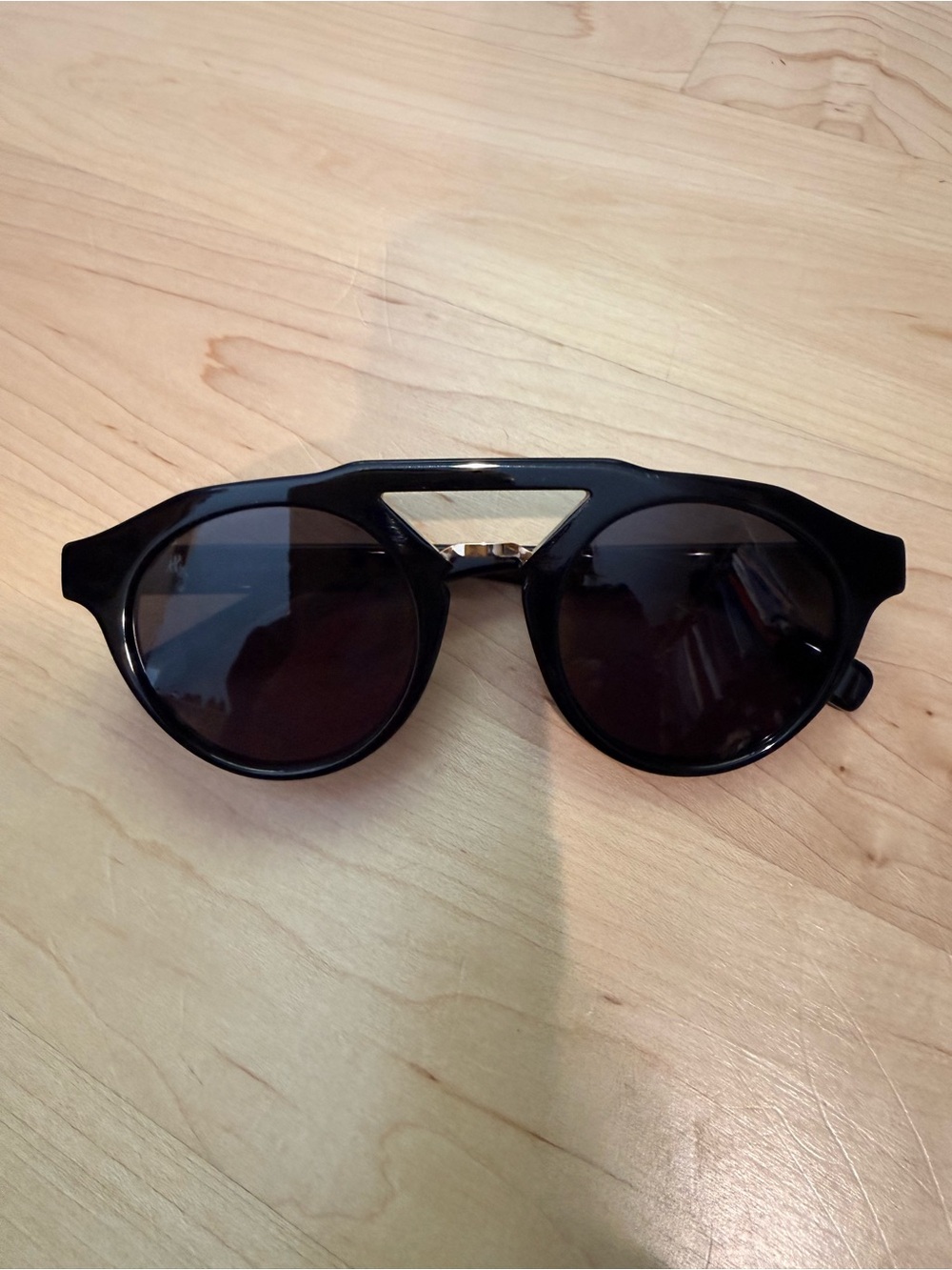 Unisex Hublot black round aviators
